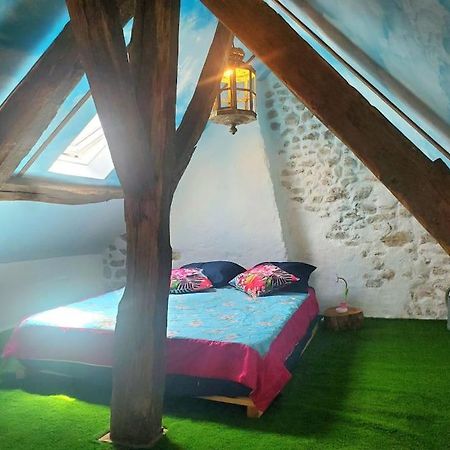 Petite Maison De Village Ygrande Eksteriør bilde